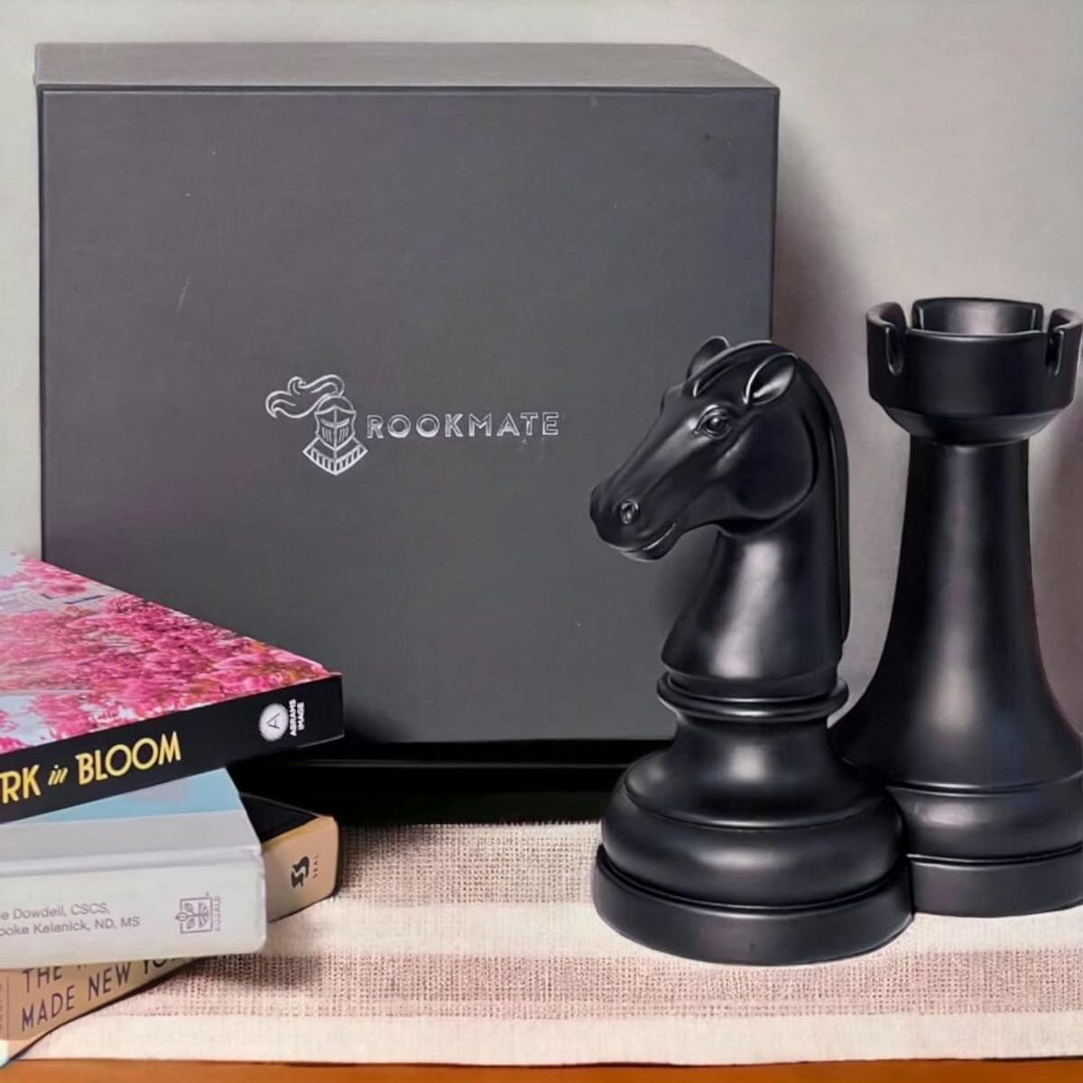 Chess BOOKEND Horse and Root (Black Matte)