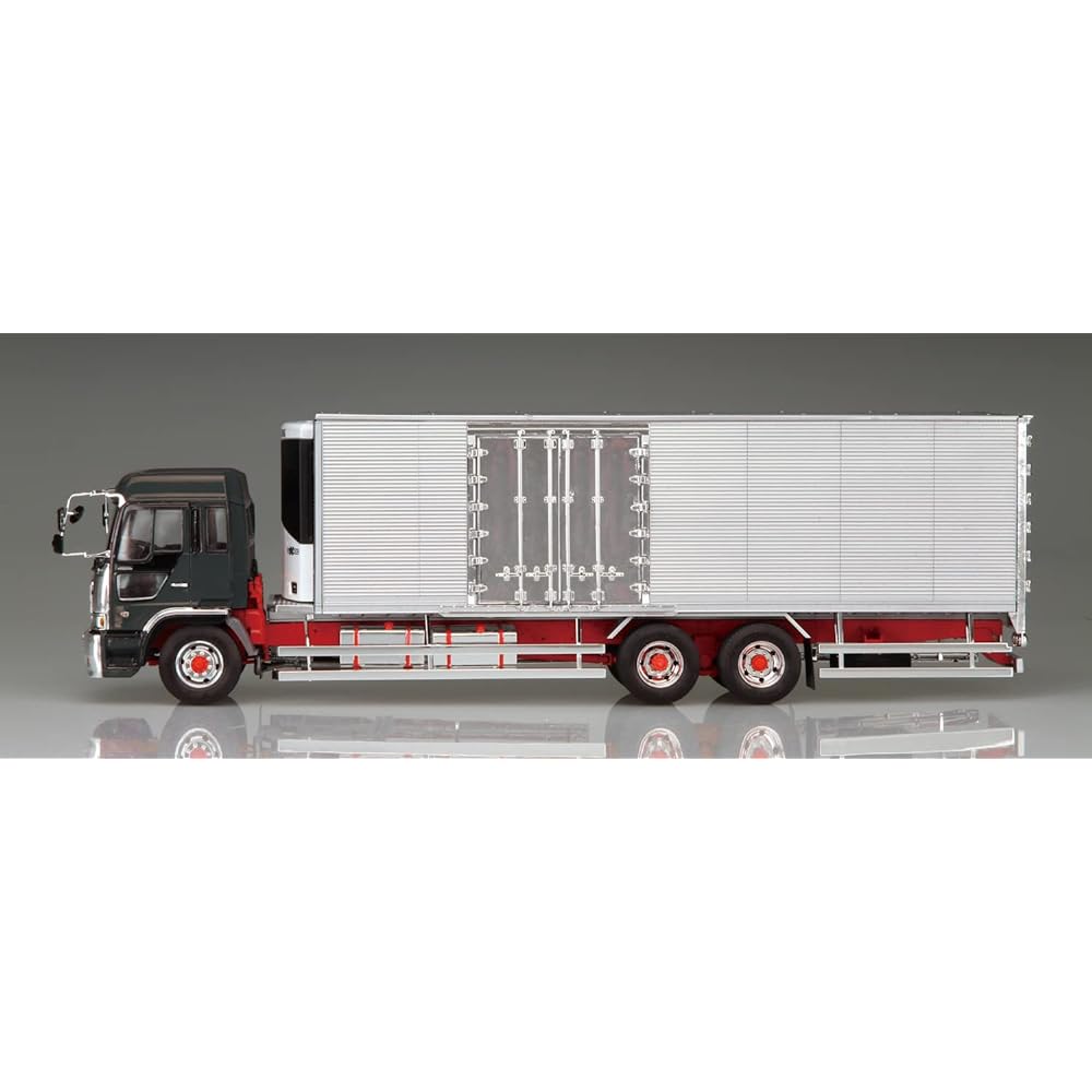 Aoshima Bunka Kyozaisha 1/32 Heavy Freight Series No.2 Hino Profia Teravi FR Hyster Short Refrigerated Van & Thermo King Plastic Model