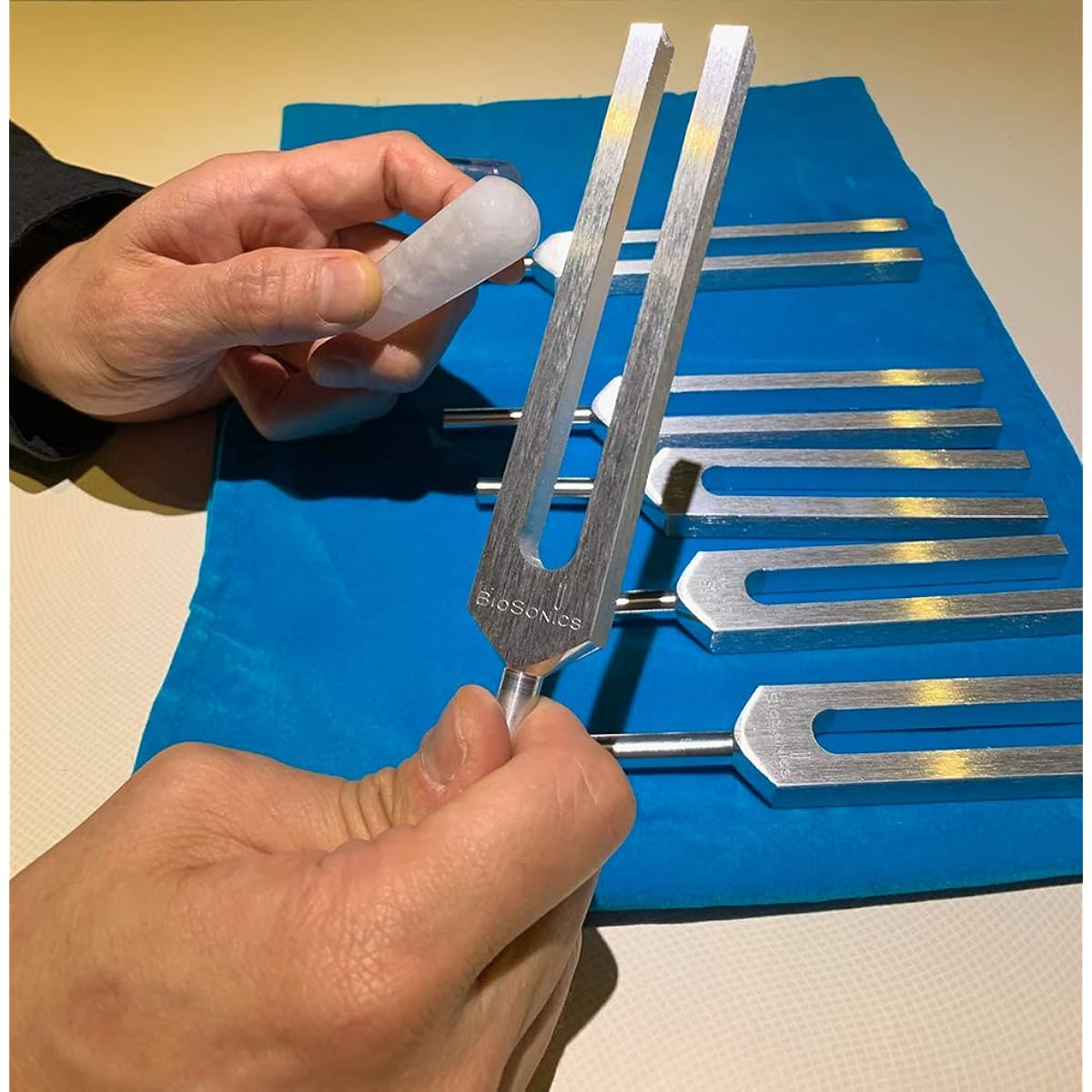 Solfeggio Tuner Tuning Fork Set of 6 Biosonics [Genuine Product] Includes crystal wand (crystal that makes the tuner sound), cushion pouch, and Japanese manual