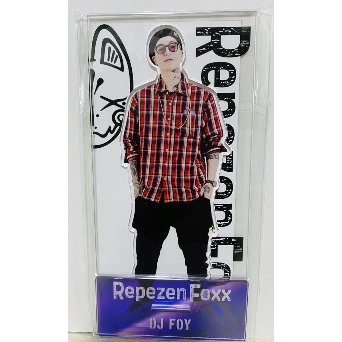 Cremas Exclusive Represent DJ Foy Acrylic Stand Represent Fox Acrylic Stand Represent Earth Foy DJFOY