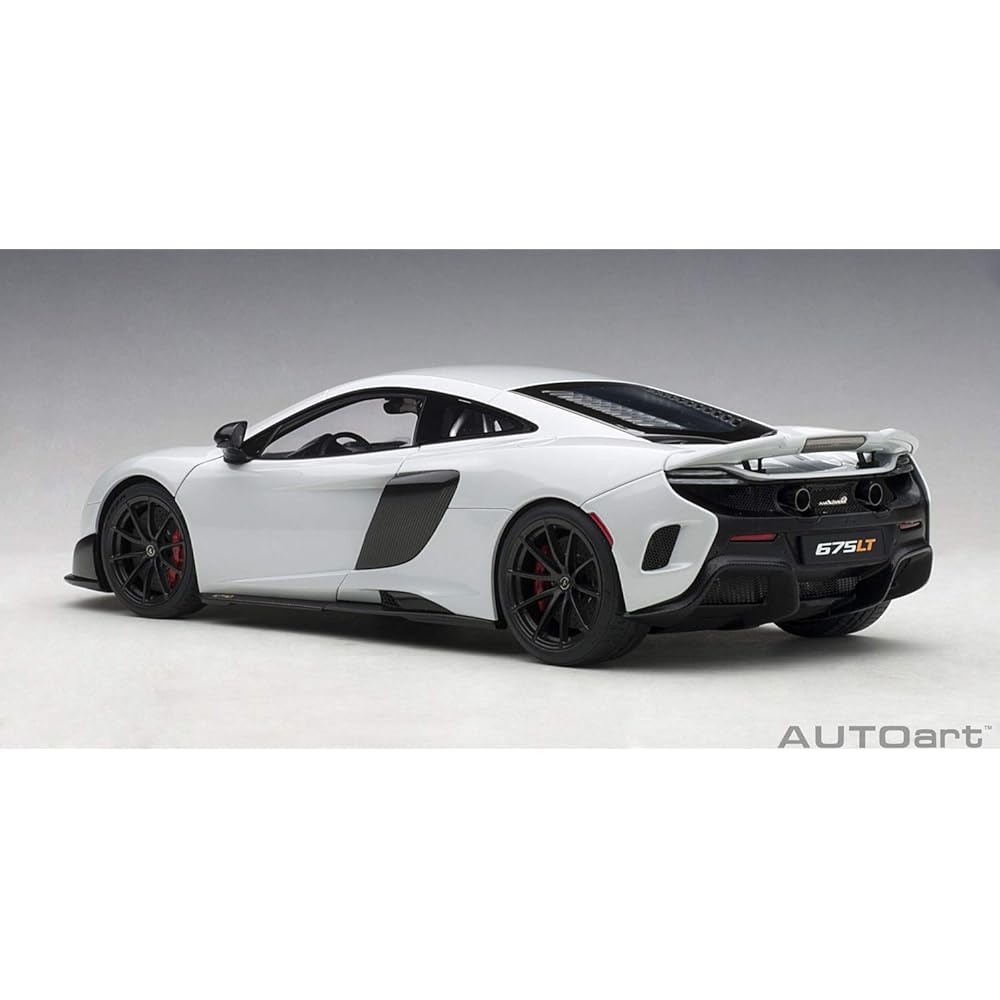 AUTOart 1/18 McLaren 675 LT Metallic White Finished Product