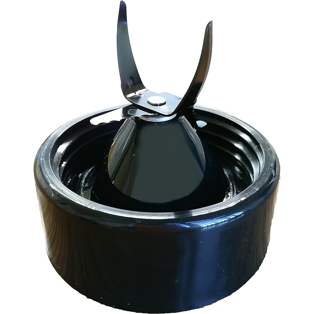 FUKAI Black Titanium Mill & Juice Mixer | Black Titanium Coated Mixer that Can Crush Ice Glass Bottle Compact Mill Mixer with Protective Device Vegetable Fruit Smoothie FJM-705