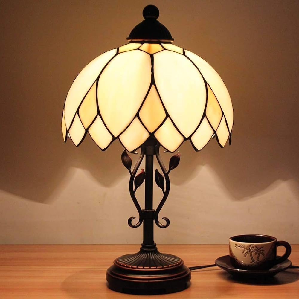 Stained Glass Table Lamp Table Light Stand Lamp Stand Light Antique Retro Stylish Tiffany Stained Lamp Living Room Bedroom Scandinavian Bedside Mother's Day Birthday Wedding Gift Bed Light Present Tabletop Vintage Lamp Stand Light Lighting Lotus Flower L