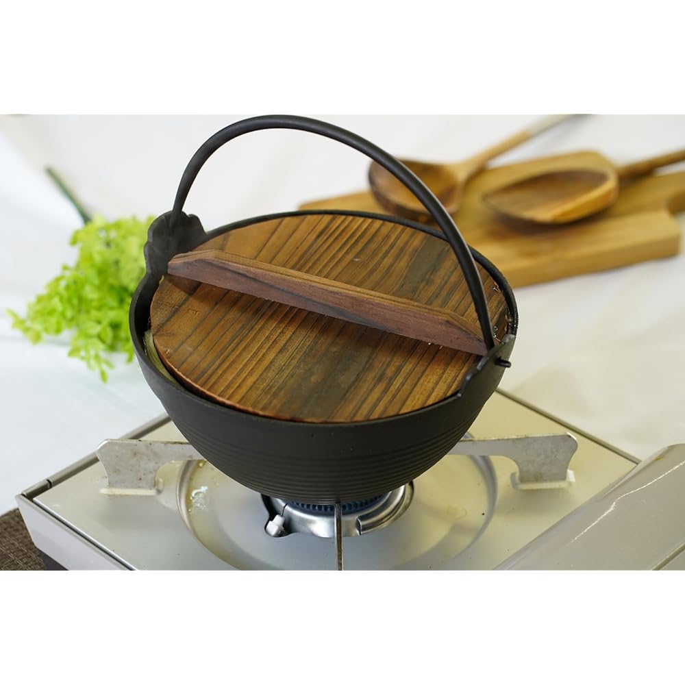 Ikenaga Tekko Iron Pot, Irori Pot, Earthen Pot, 27cm, with wooden lid, for 3-4 people, Yosenabe, Iron Replenishment, Hospitality Gourmet Hokka other iron pot