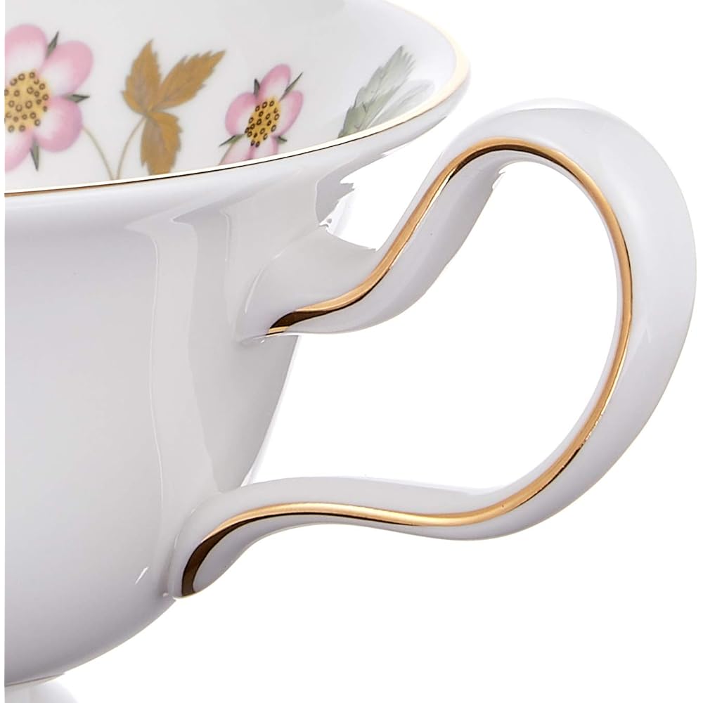 Wedgwood Wild Strawberry Porcelain Tea Cup & Saucer Peony [Parallel Import]