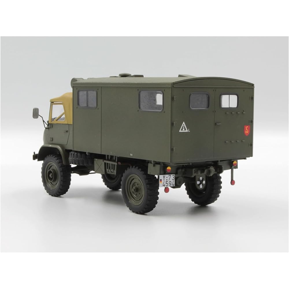 ICM 1/35 German Unimog S404 Box Body Military Truck Plastic Model 35136 Molding Color