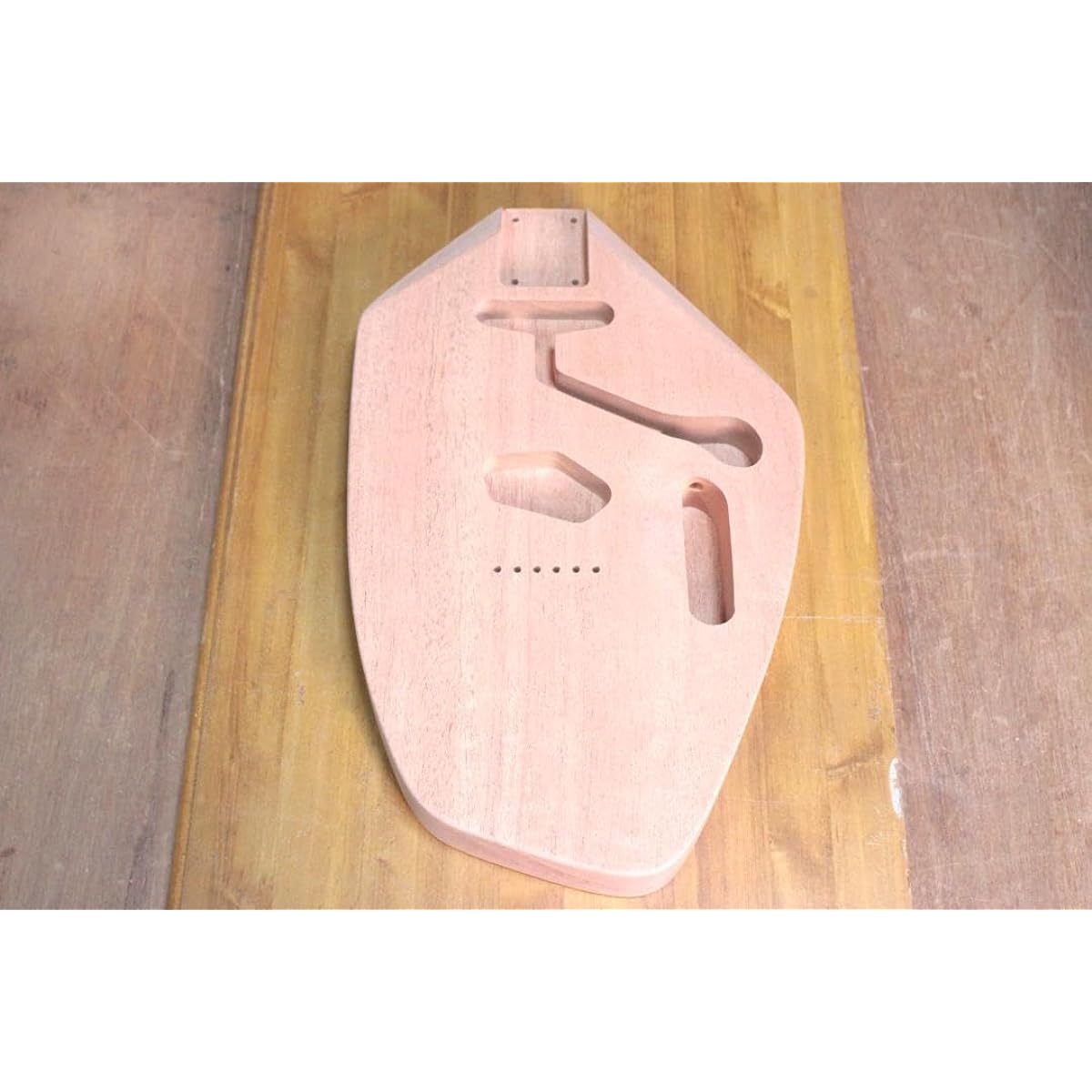 Until 12 o'clock Tele Phantom type guitar body Mahogany 1 piece Ukigumo