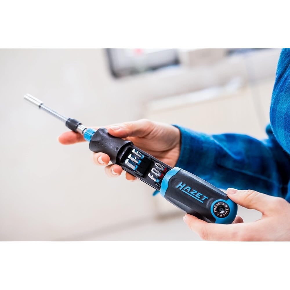 HAZET Bit Ratchet Driver Integrated Bit Holder Magazine with 12 Bits Can be used as a bit driver by switching the ratchet function [Regular Japanese Import Product] 810R-4