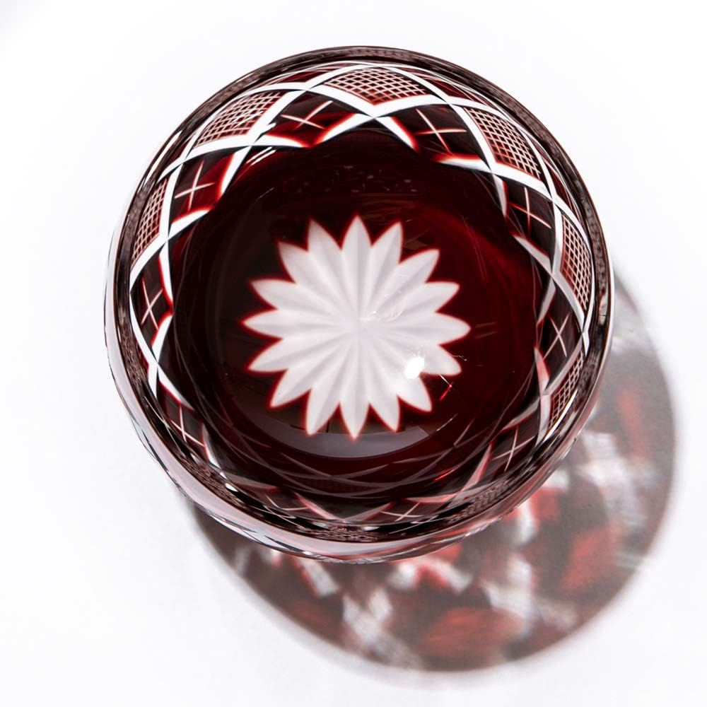 [Taimuro Kobo Official] Edo Kiriko Yarai Uoko crest sake cup (red) TB90232R in wooden box Made in Japan
