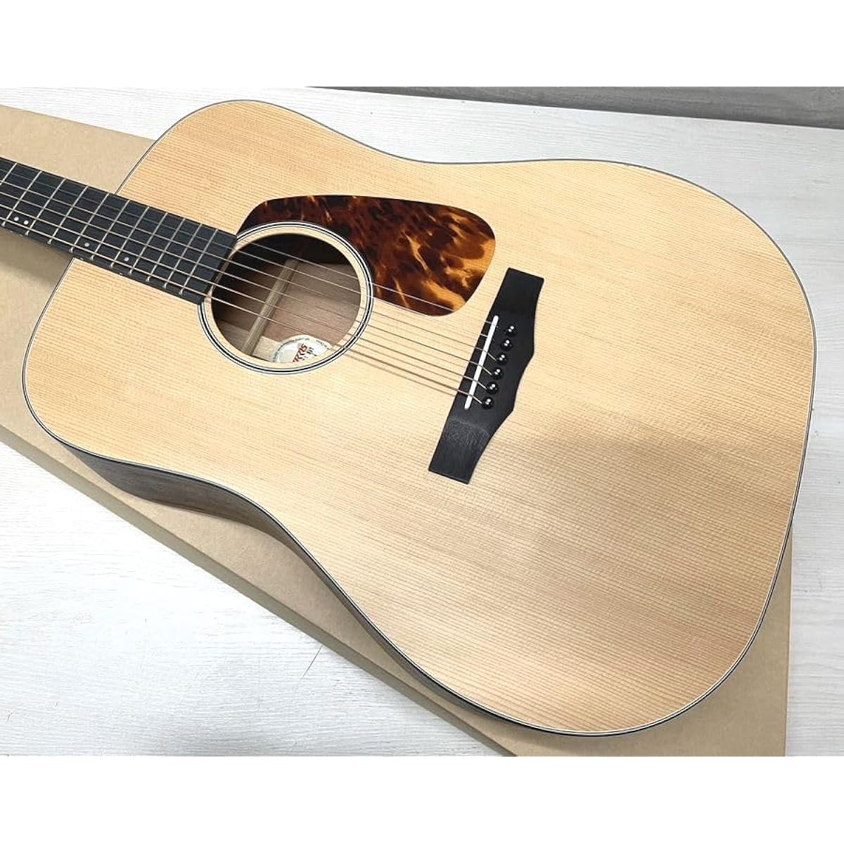Morris M-021 NAT Natural Morris Dreadnought Size Acoustic Guitar Acoustic Guitar Beginner Outlet
