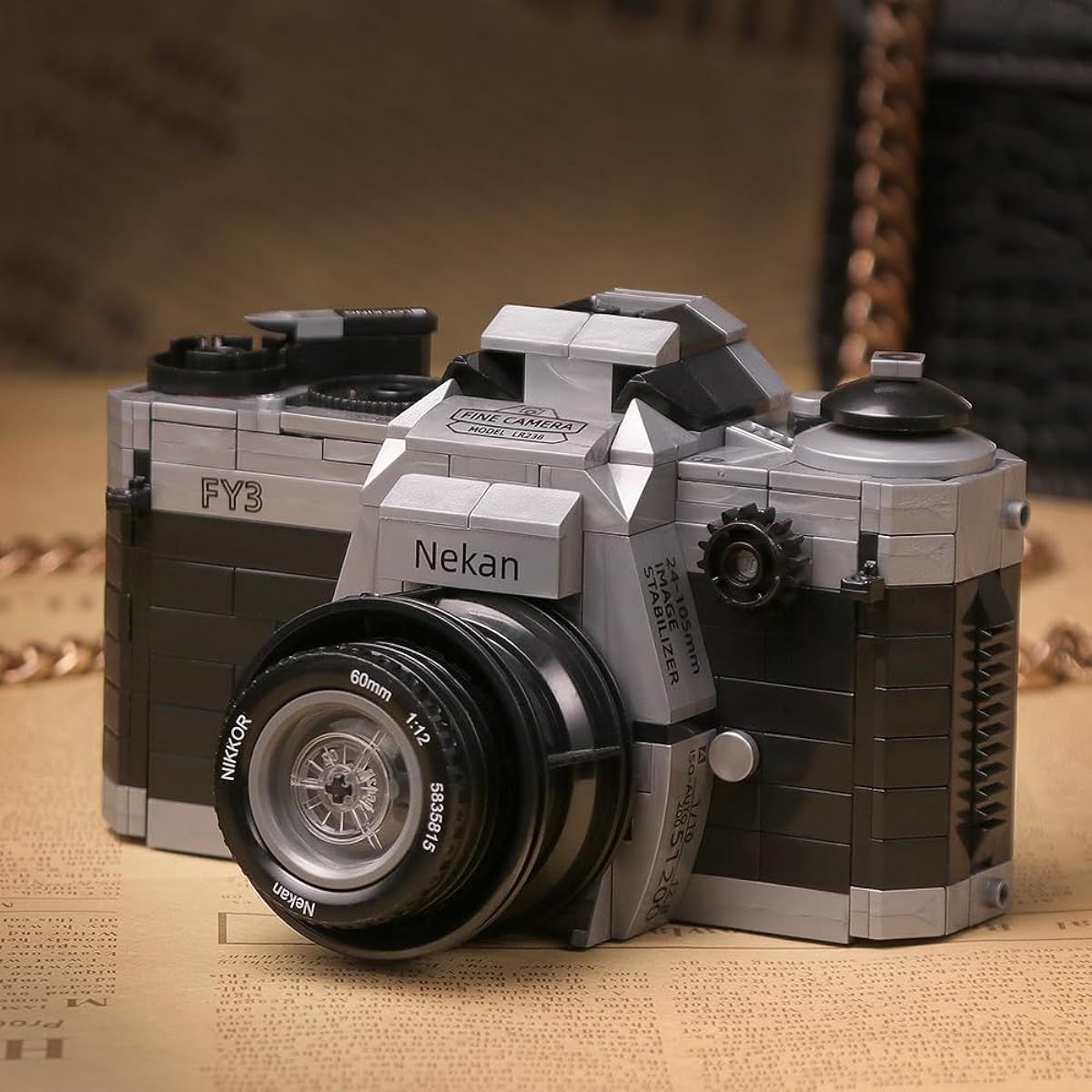 ENHANA Building Blocks Camera DIY STEM Toys Building Building Bricks Set Perfect Gift for Adults, Teens, Collectible Model Digital Camera 405 Pieces QL00846