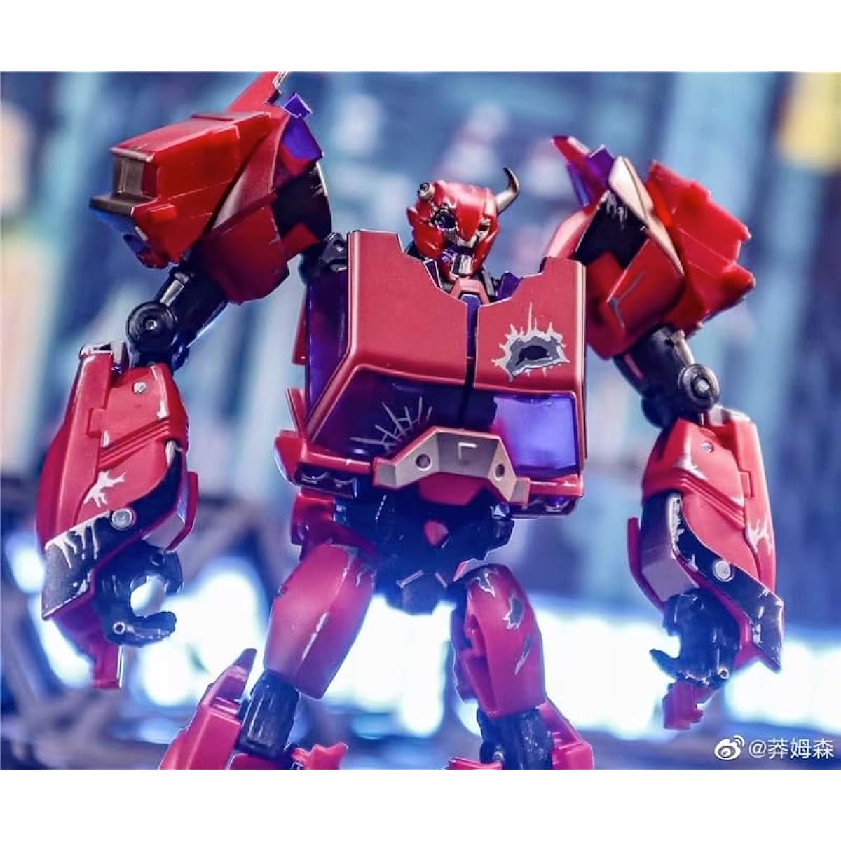 APC-TOYS RED GLADIATOR Damaged Ver.