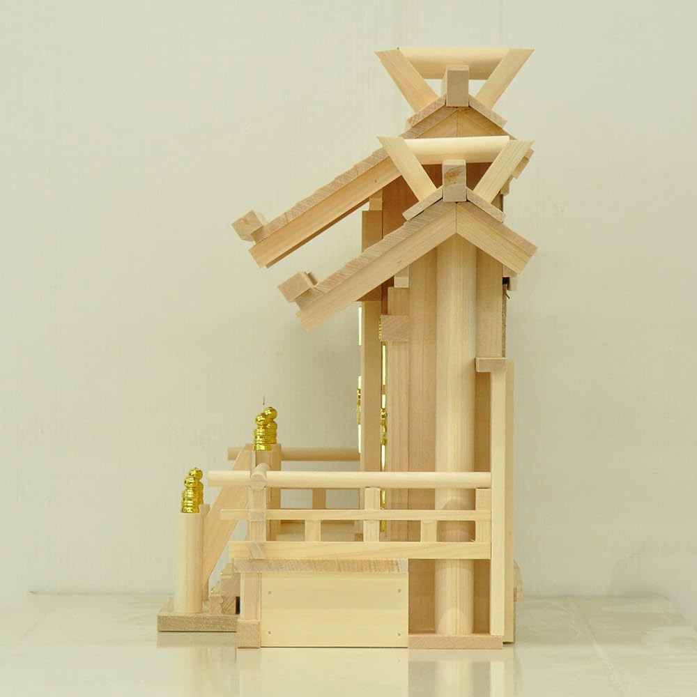 AIS (AIS) Shinto altar, made in Japan, three shrines with different roofs, medium Yukimura medium, bill insertion specification on the back