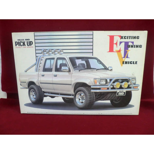 Aoshima 1/24 HILUX PICK UP Hilux Pick Up Double Tube Bumper