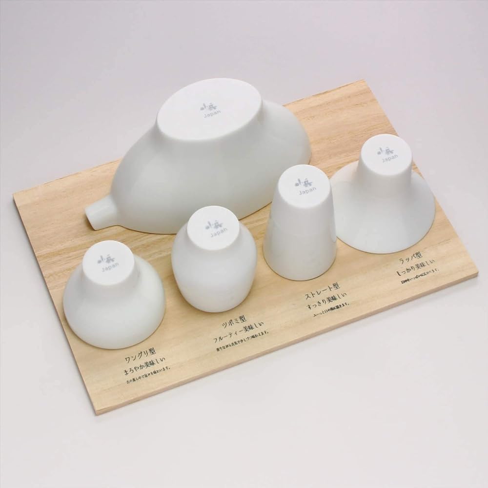 Japan Drinking Comparison Set, Mino Ware, Sake Cup, Tubomi, Wanguri, Trumpet, Straight 5-piece set. Please try the sake at home, which is said to have a different taste depending on the texture. Made in Japan, Enver Helluk (R)