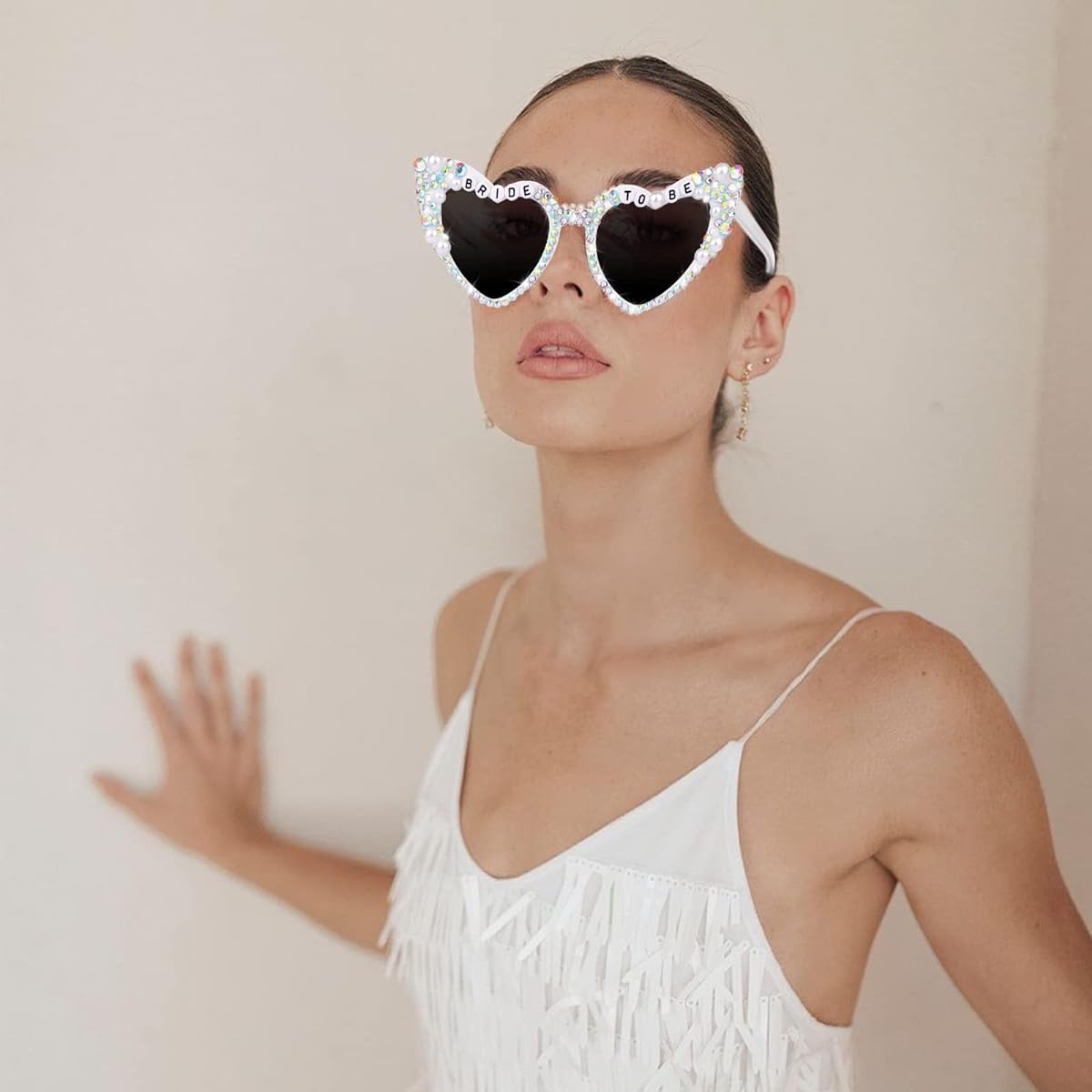 JUSTOTRY Bride Sunglasses Bachelorette-to-be Sunglasses Bachelorette Party Gift Accessories Party Favors