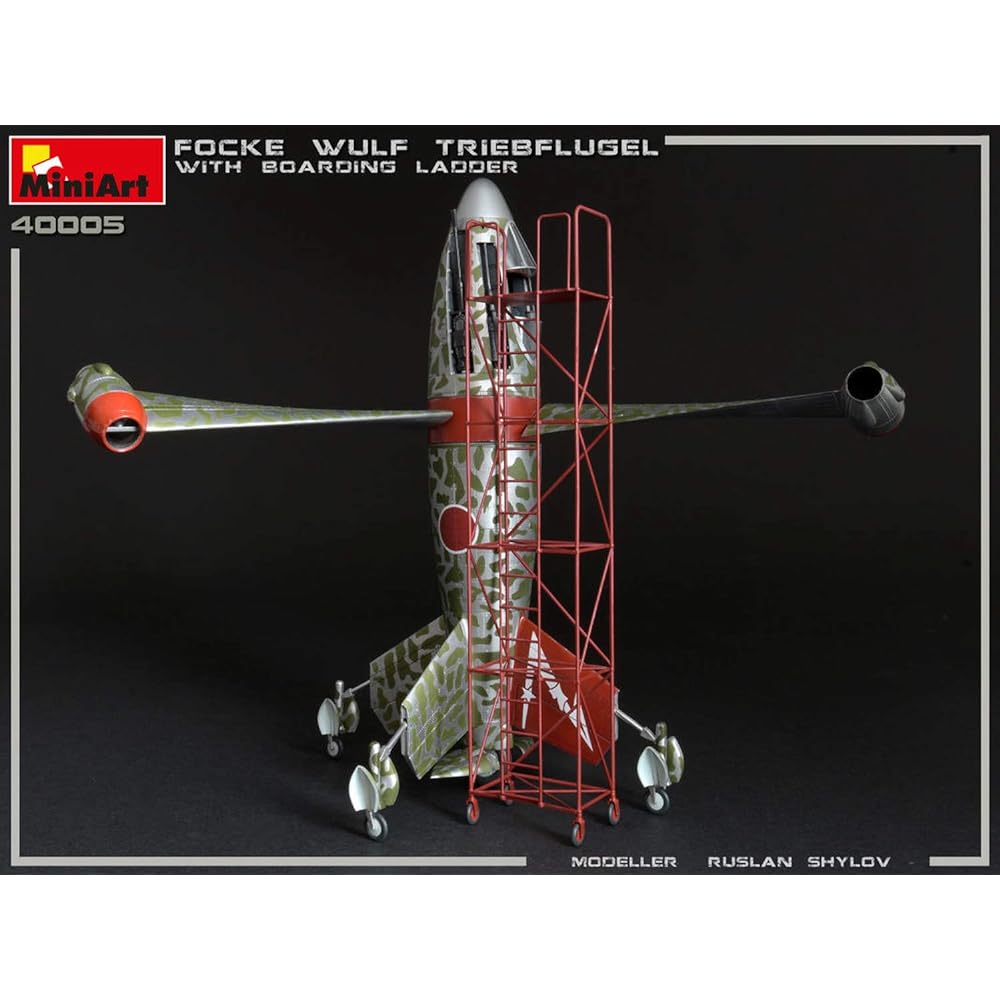 Miniart 1/35 FW Triebflugel (with boarding ladder) plastic model MA40005