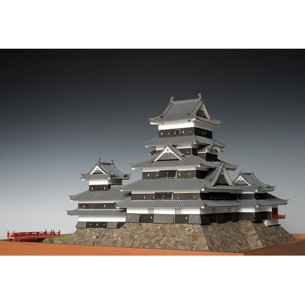 Woody Joe 1/150 Matsumoto Castle Wooden Model Assembly Kit