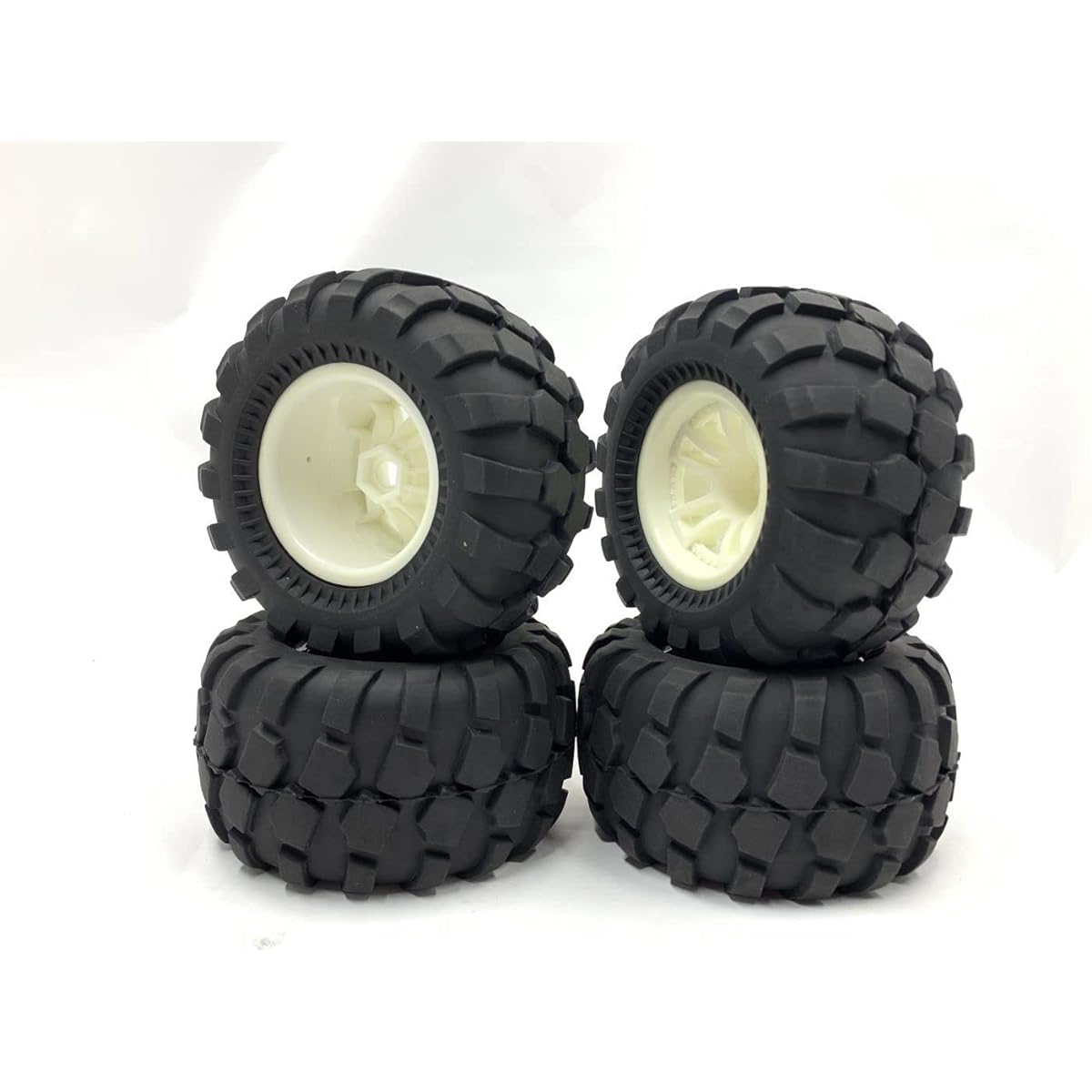 KR2023MT04 1/10 1/12 Scale T MAXX E MAXX MT Flux Truck/Shore Course Wheel/Tire Set (135mm x 68mm) Hexagon 12mm Fits FSR FMS RGT VRX HSP HPI Tamiya XB Blackfoot The Frog ORV Chassis