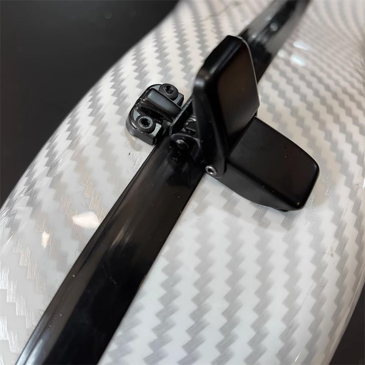 Violin Case Full Size 4/4 Carbon Fiber Hard Box Violin Shape Full Size Light Strong Black White,Black