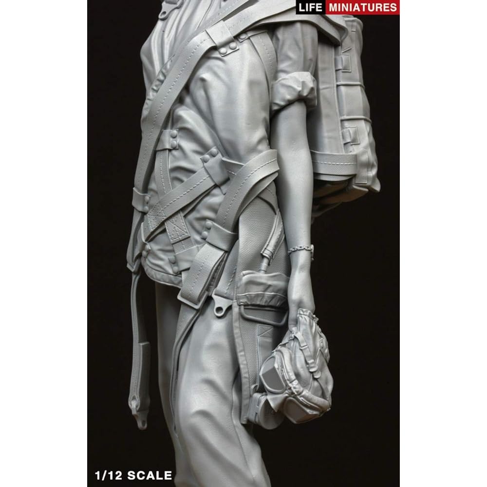 Life Miniature 1/12 World War II Royal Air Force ATA (Air Transport Reserve Unit) Female Pilot Atta Girls Resin Kit LM-12002