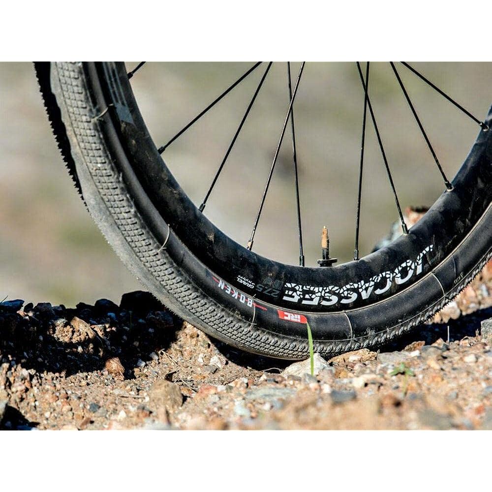 IRC TIRE Bicycle Tire BOKEN PLUS TUBELESS READY BOKEN PLUS Tubeless Ready 650X47B Black