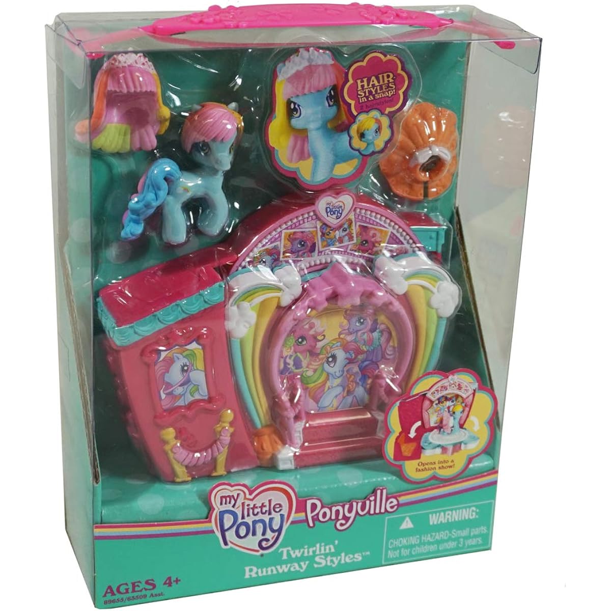 My Little Pony Ponyville Twirlin' Runway Styles with Rainbow Dash