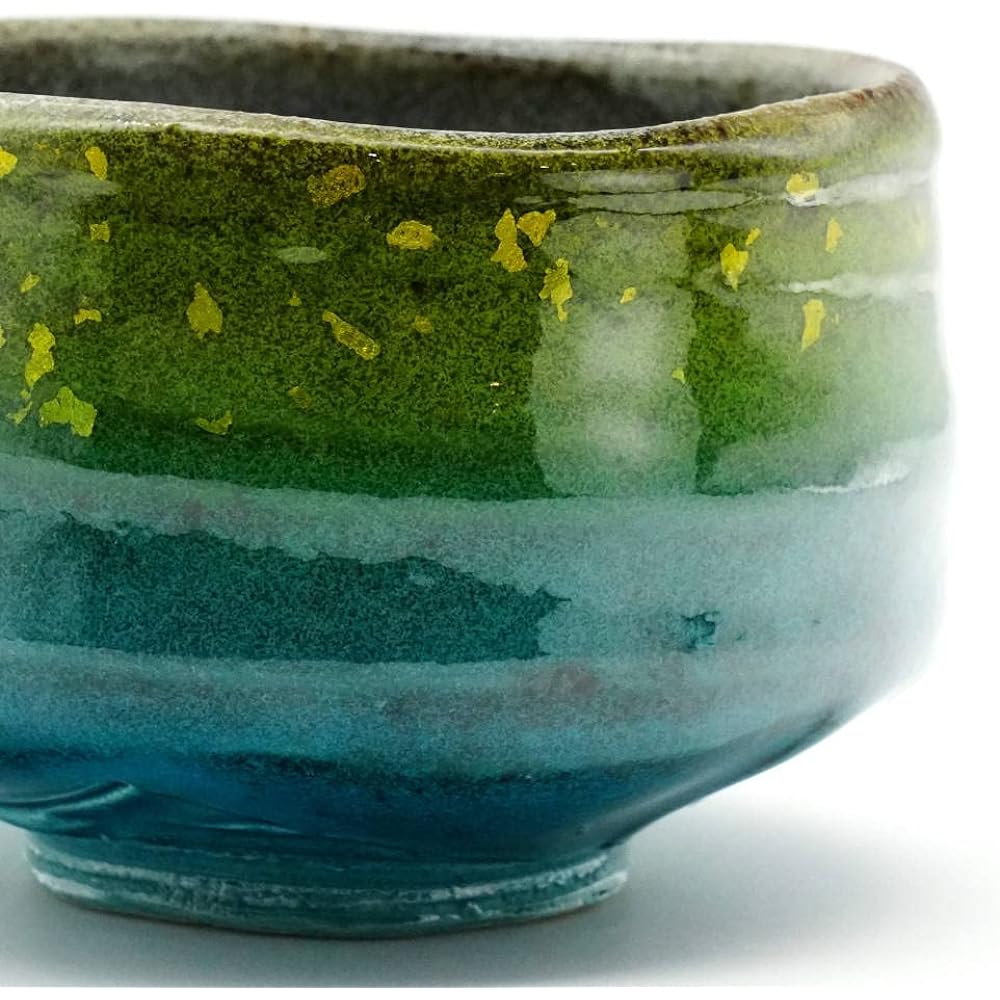 (Limited stock) Kutani ware matcha bowl, gold glaze, green (in presentation box), pottery, made in Japan