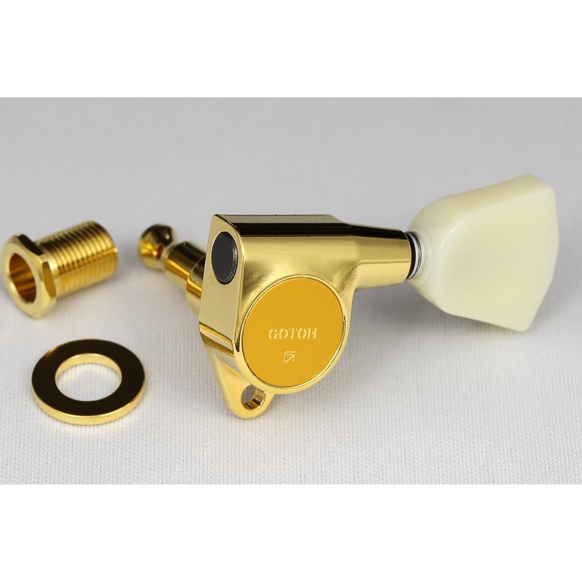 GOTOH Guitar Peg SG301 L3+R3 Magnum Lock Gold Knob P4N