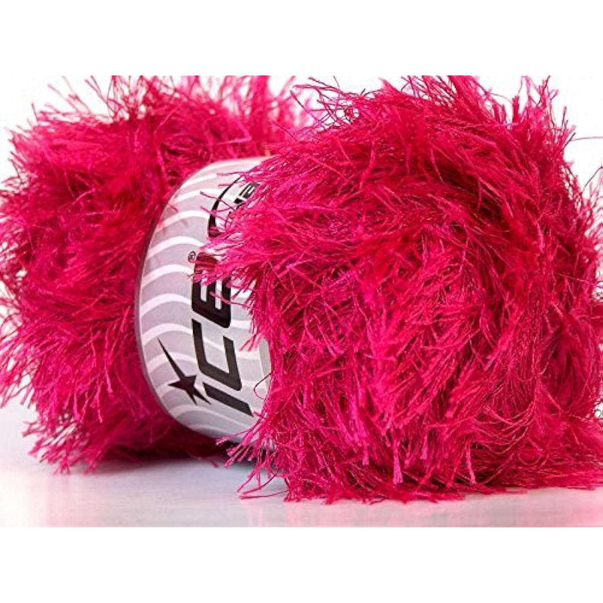 100g Fuchsia Pink Eyelash Yarn Ice Fun Fur 164 Yards