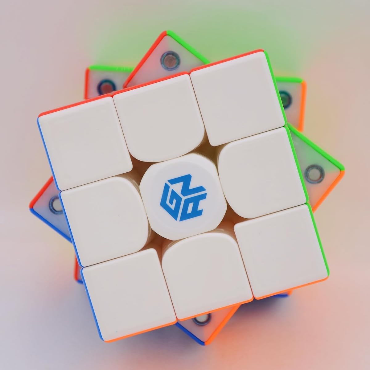 Bucubke GAN 356 Maglev UV 3x3 Stickerless Magnetic Speed Magic Competition Cube GAN356 Maglev UV 3x3x3 Magnet Puzzle Cube Toys (GAN 356 Maglev UV Coating Series 2023)