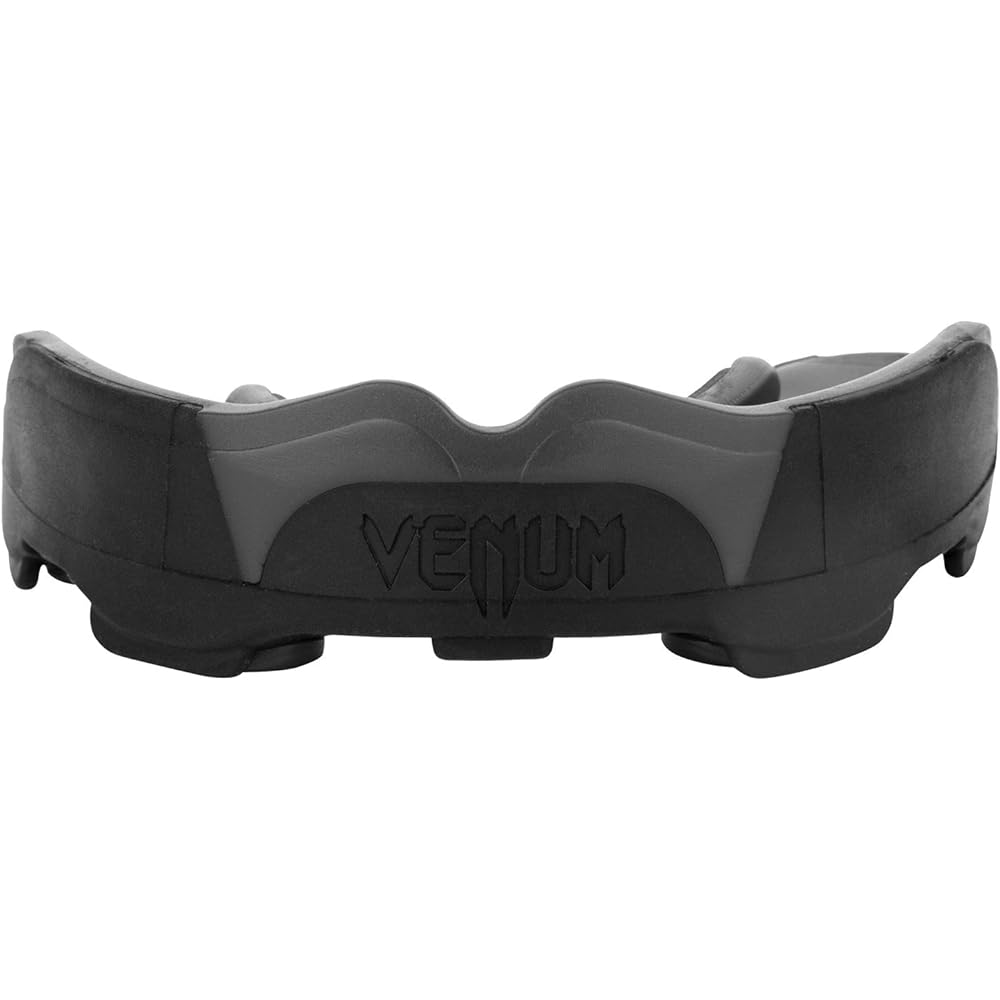 Venum Predator Mouthguard - Black/Black