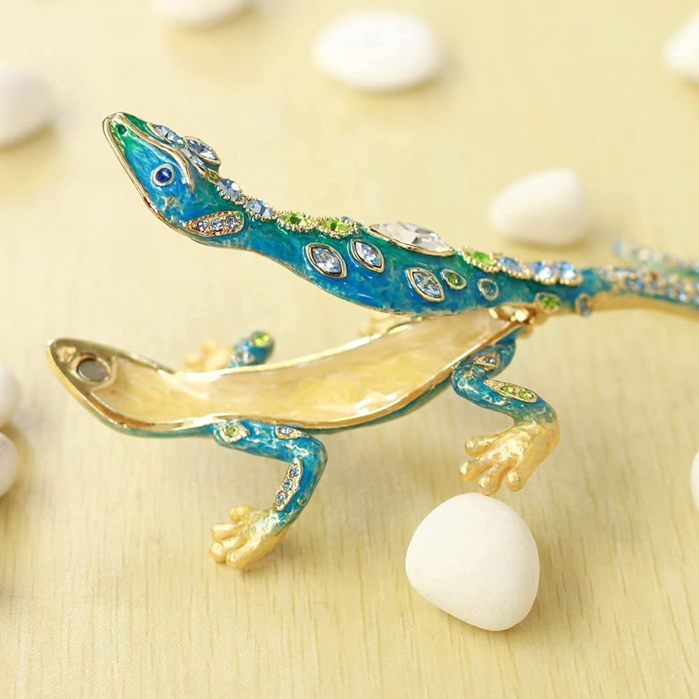 <Lizard (emerald green)> Pierce