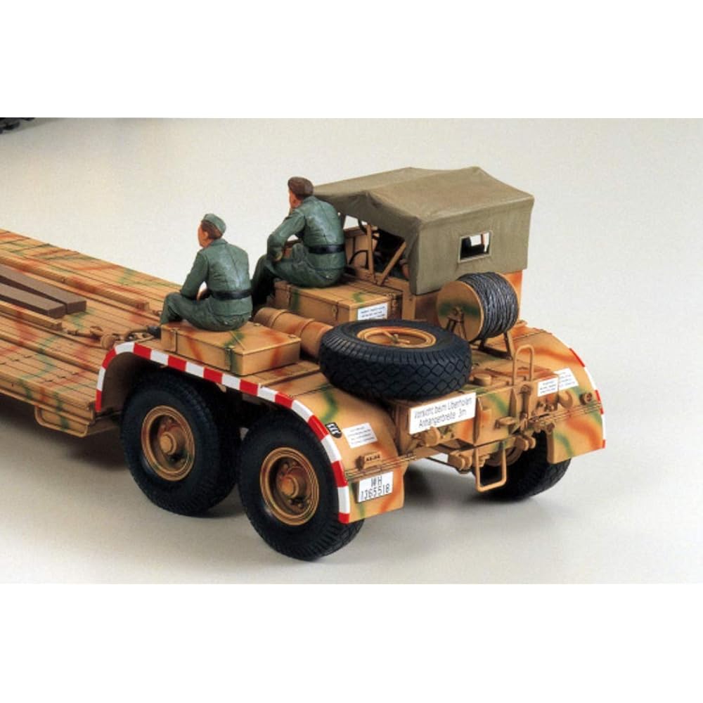 Tamiya 1/35 Military Miniature Series No.246 German Army 18 Ton Heavy Half Track Truck Tank Carrier Plastic Model 35246