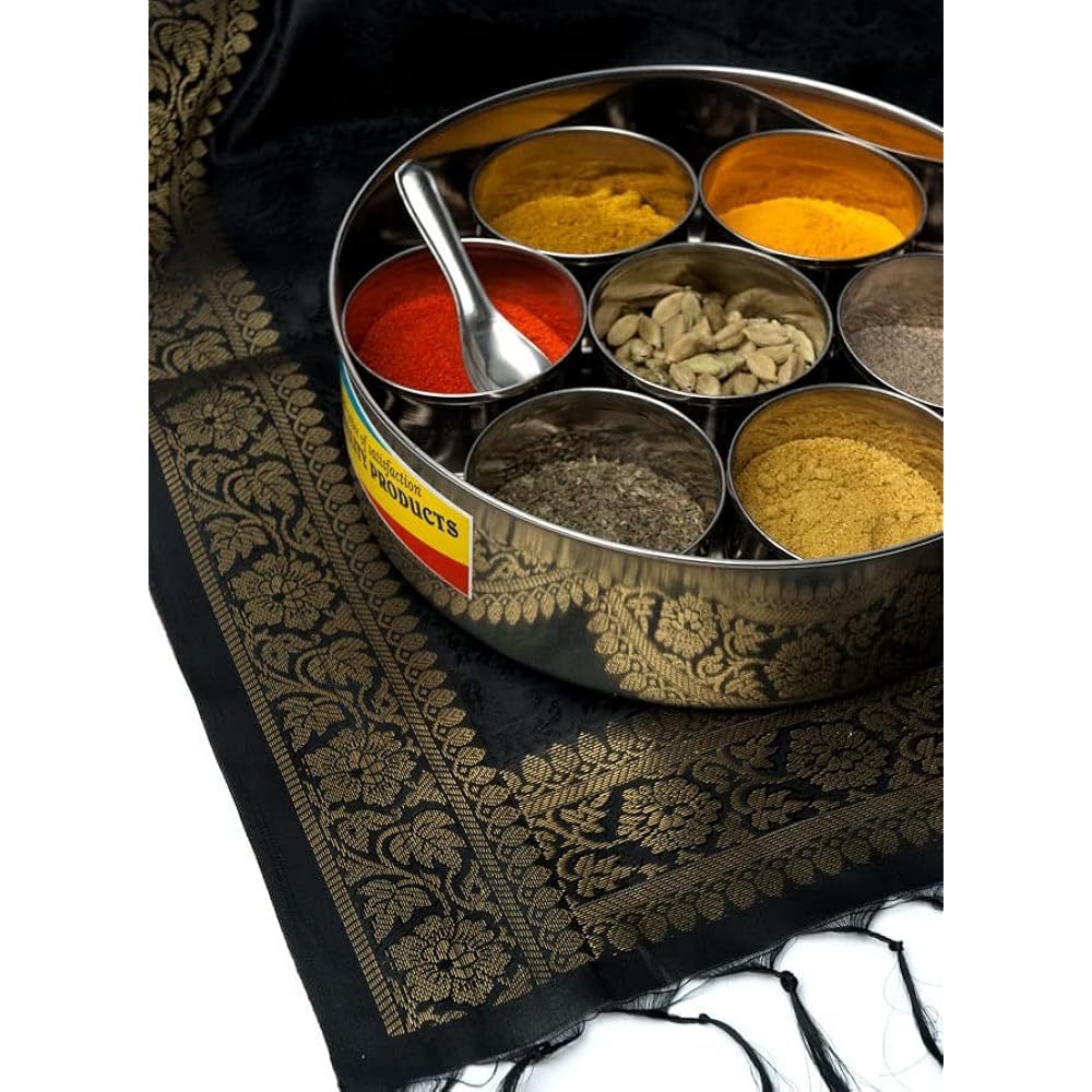 Authentic Indian masala case 21cm [Can store 7 types of spices] Convenient handle included