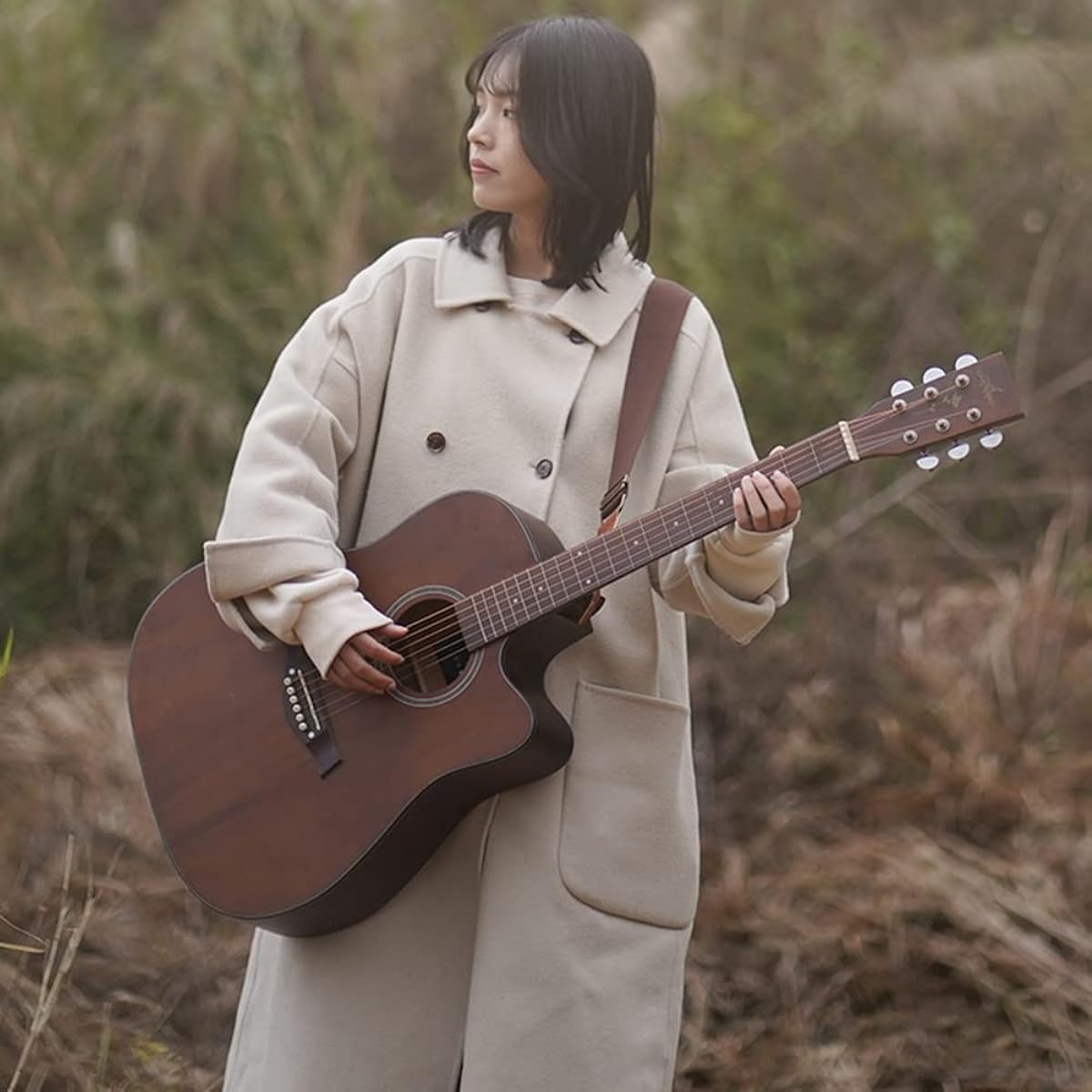 Acoustic guitar, single board guitar, beginner set, good lacquer work, free rubbing will not hurt your hands, beautiful and durable construction. For students, children and adults, native classical guitar (Color: A_41 inches)