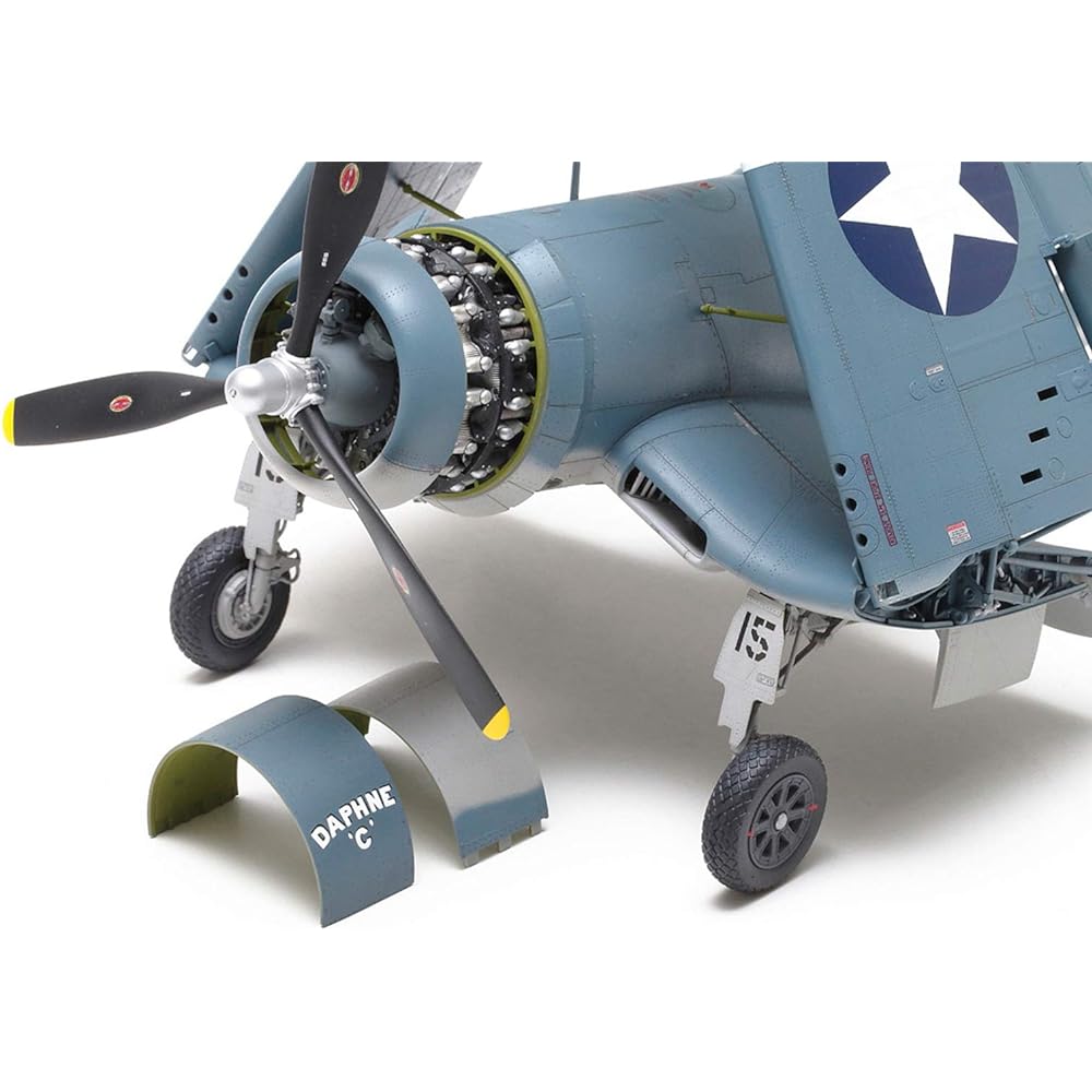 TAMIYA 1/32 Aircraft Series No.24 US Navy Vought F4U-1 Corsair Bird Gauge Plastic Model 60324