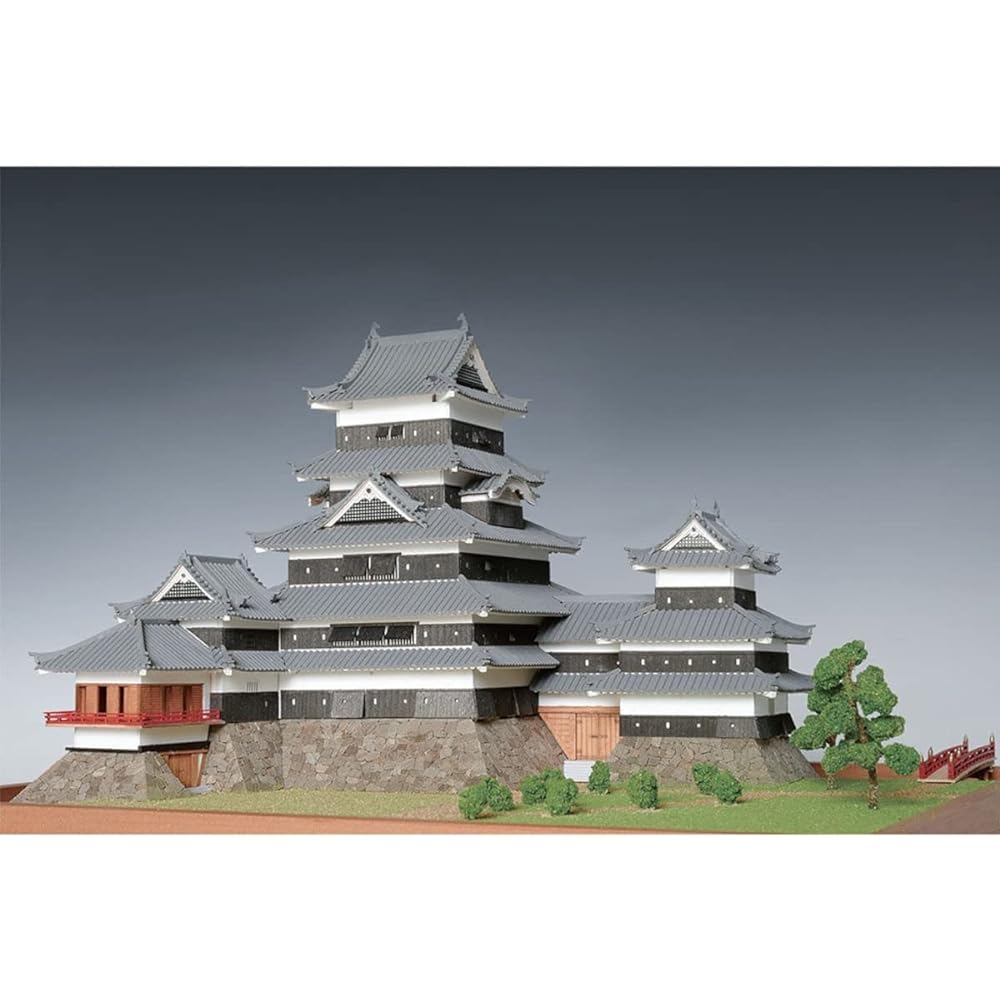 Woody Joe 1/150 Matsumoto Castle Wooden Model Assembly Kit
