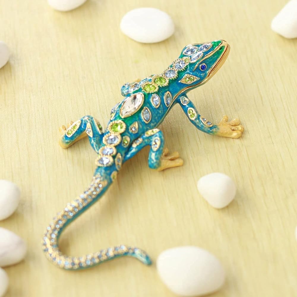 <Lizard (emerald green)> Pierce