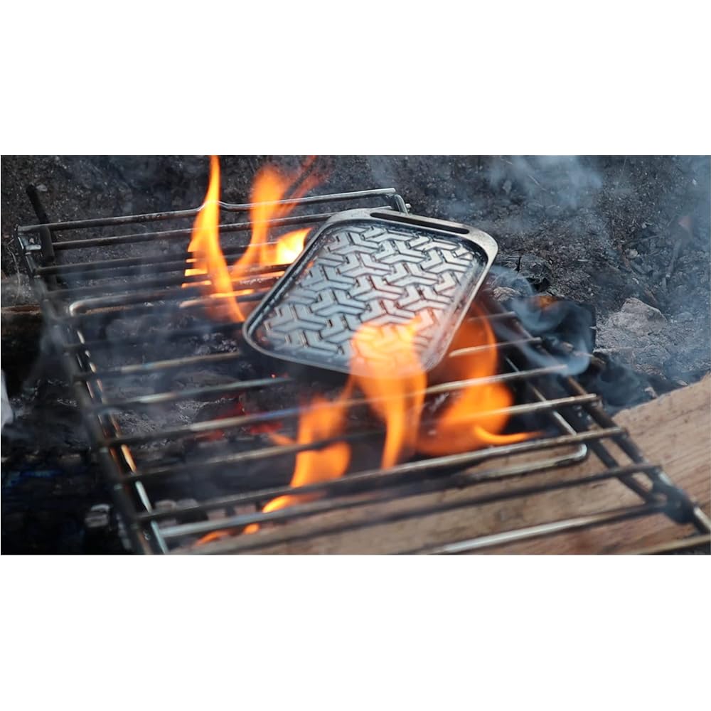 Ihara Monoken Iron Plate, Wai's Bokkee Iron Plate, S Size, For Solo Camping, Extra Thick Iron Plate, For Both Yakiniku and Bonfires, Made in Japan