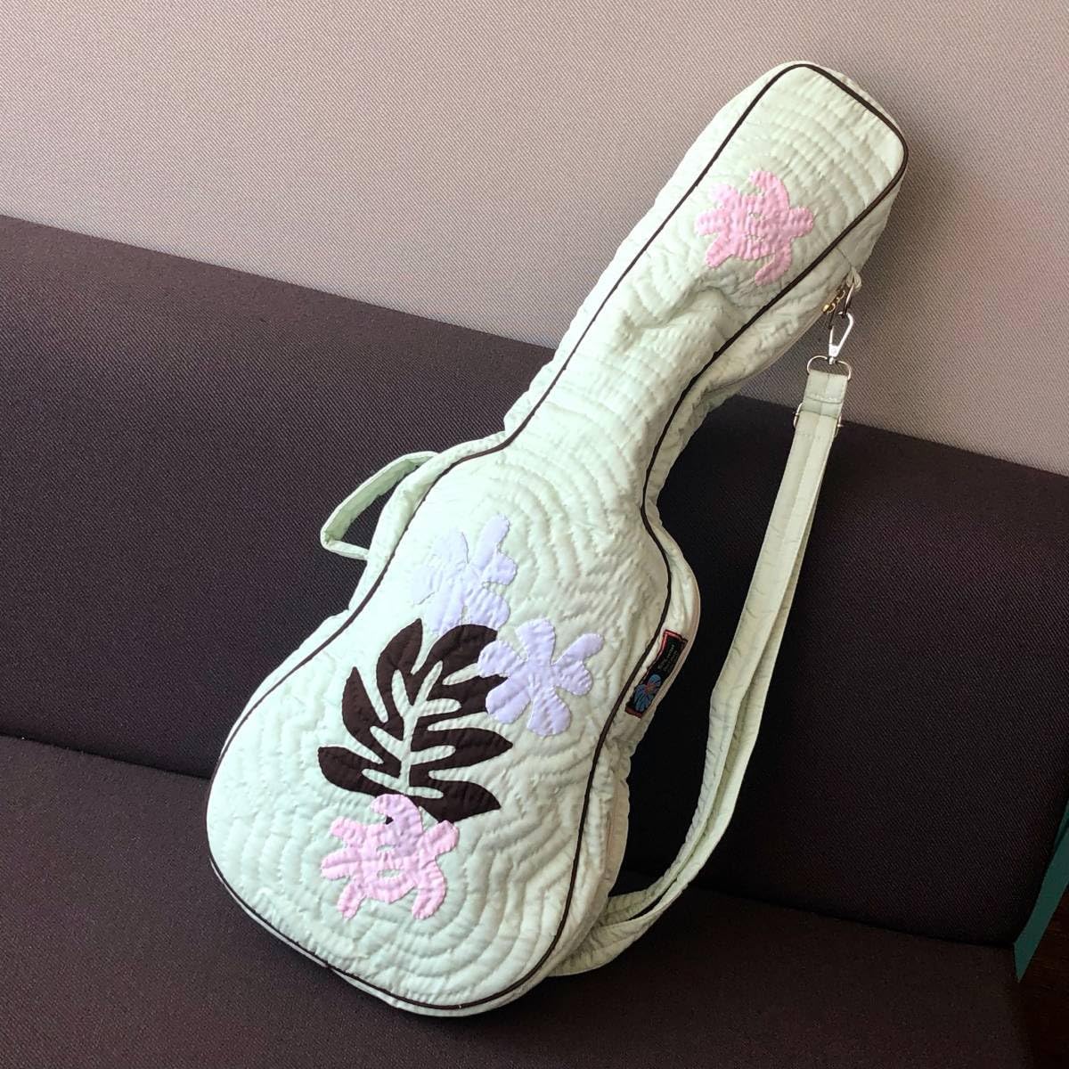 Last ukulele case, genuine Hawaiian quilt, Seldon Green, Monstera Honu (sea turtle), stylish bag