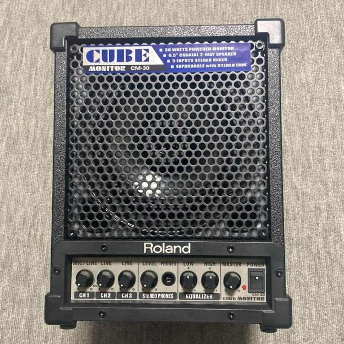 Roland Monitor Amplifier CM30 Super Beautiful with Carrying Case