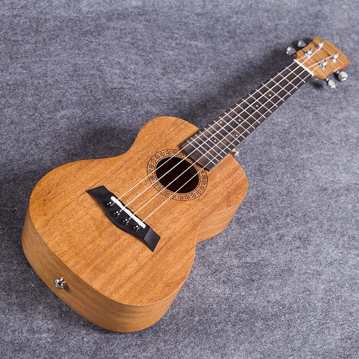 Ukulele 23 Inch Hawaii Guitar Ukulele Mahogany Musical Instrument for Beginners Natural Entry Level Ukulele (Color: Natural, Size: 23 inches)