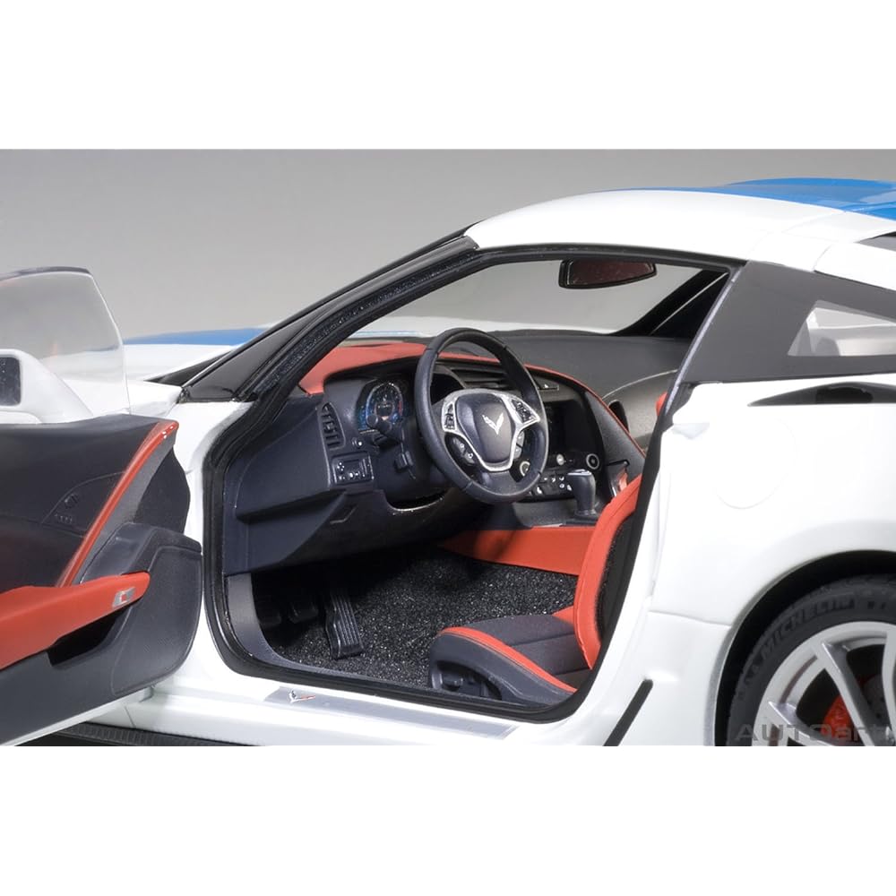 AUTOart 1/18 Chevrolet Corvette C7 GranSport White/Blue Stripe Red Hashmark