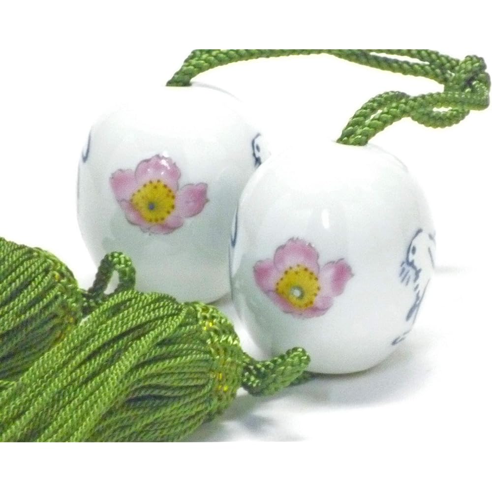 Kutani ware [Fuchin] White Rabbit Someiyoshino Nagamaru