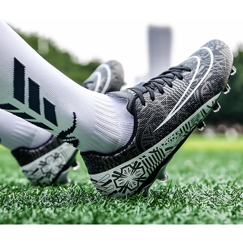 [BROHN] Soccer Training Shoes Men's Women's Soccer Shoes Kids Soccer Spikes Junior Training Shoes Futsal Professional Soccer Shoes Spikes Soccer