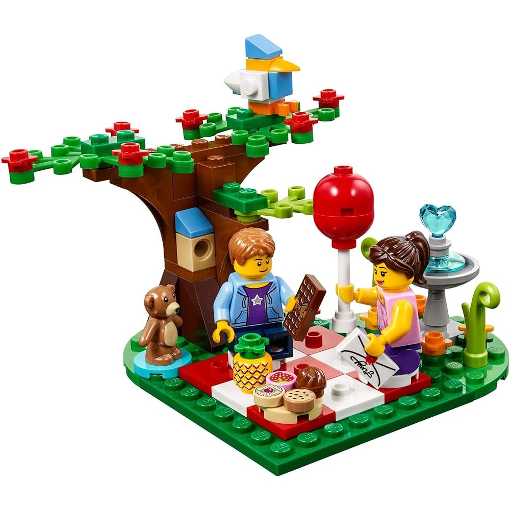 Lego 40236 Romantic Valentine Picnic 126 pcs