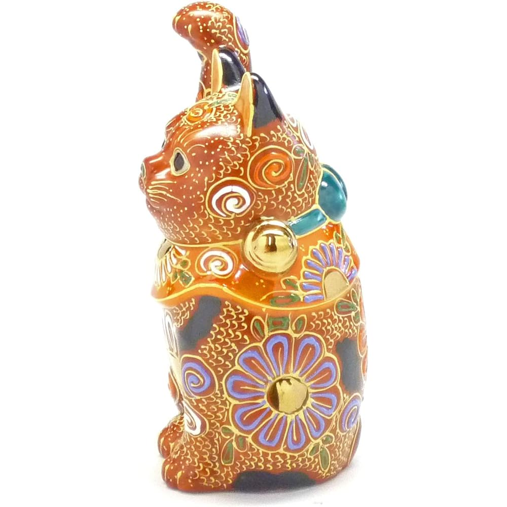 Kutani ware ``Maneki Neko'' Deco Mori No. 4 in a baked painted wooden box stand