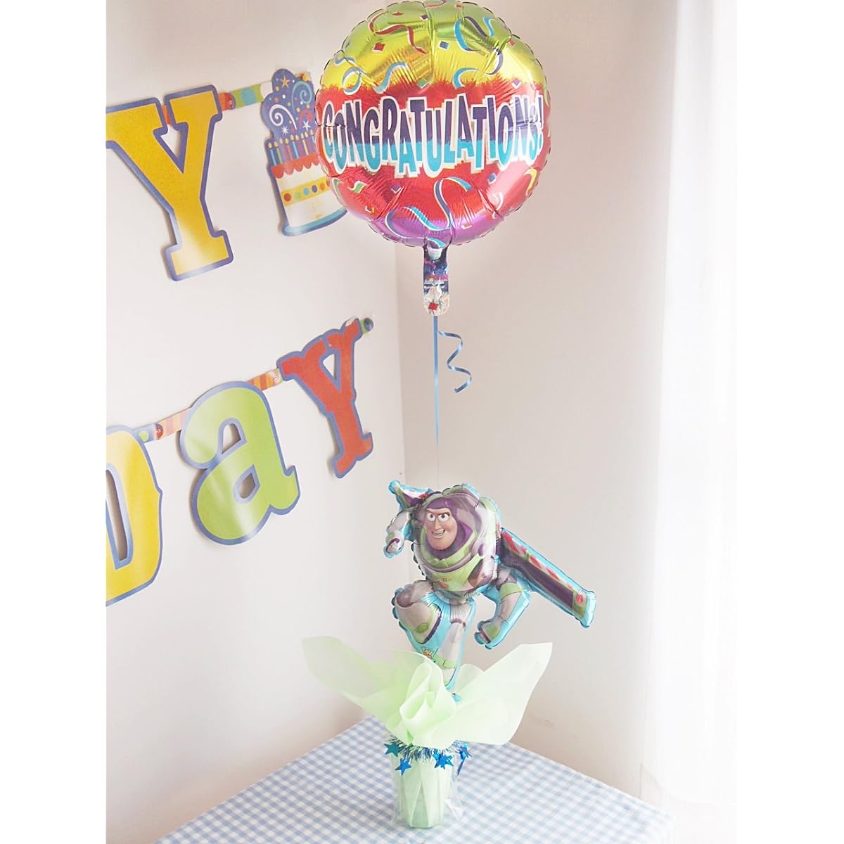 A balloon gift for boys "Balloon Pot Buzz Lightyear with Congratulations Balloon" Congratulations! A balloon telegram that conveys your feelings. Delivery date and time can also be specified.