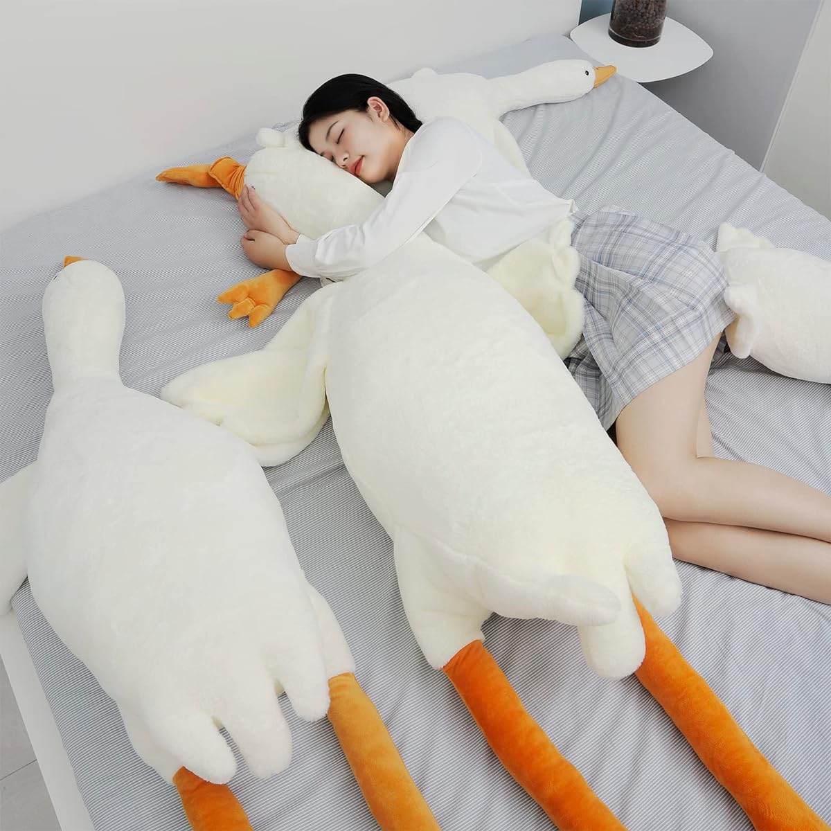 IEVEY 35" Great Goose Stuffed Animal, Large Goose Plush Toy, Super Soft Stuffed Duck Animal, Cute Giant White Swan Plush Toy, Body Pillow for Girls and Boys